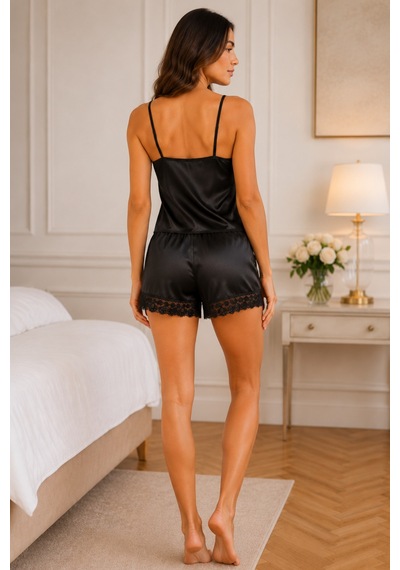 Loule Kadın Siyah İp Askılı Saten Dantel Şortlu Pijama Takımı