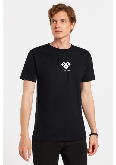 Tudors Erkek Slim Fit Dar Kesim %100 Pamuk Yumuşak Dokulu Baskılı Siyah Bisiklet Yaka Tişört-33165 Siyah Tudors Erkek Slim Fit Dar Kesim %100 Pamuk Yumuşak Dokulu Baskılı Siyah Bisiklet Yaka Tişört-33165 Siyah
