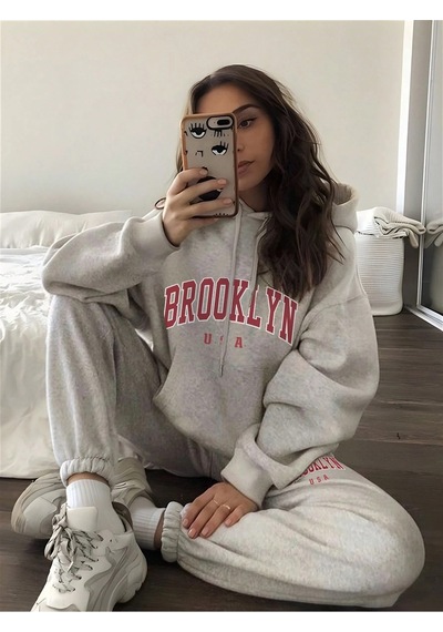 Harmandar Brooklyn Usa Kışlık Alt Üst Takımı Sweatshirt Eşofman Altı - Gri Baskılı Oversize Kapüşonlu Gri Harmandar Brooklyn Usa Kışlık Alt Üst Takımı Sweatshirt Eşofman Altı - Gri Baskılı Oversize Kapüşonlu Gri