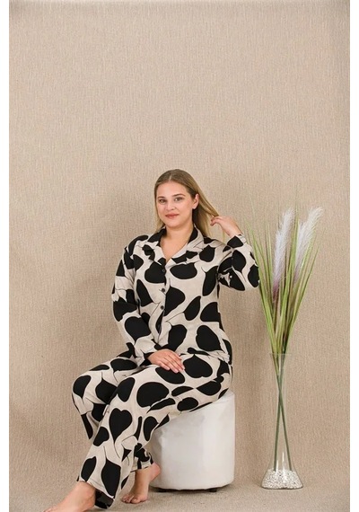 Atyticaret Büyük Beden Siyah Beyaz Desenli Düğmeli Uzun Kol Viskon Pijama Takımı Görsel