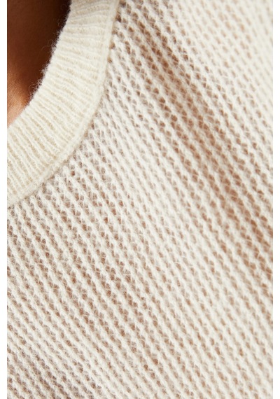 Haikure Blair Knit Sweater, Modern Açık Sırt Detaylı Kadın Triko Kazak Krem
