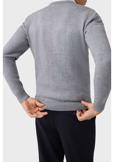 Guess Navin Logolu Regular Fit Bisiklet Yaka Kazak Erkek Kazak M6br42 Z1604 H9c8 Gri Guess Navin Logolu Regular Fit Bisiklet Yaka Kazak Erkek Kazak M6br42 Z1604 H9c8 Gri
