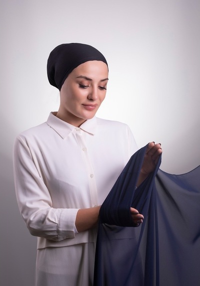 Hürrem Bone Lacivert Pratik Hazır Geçmeli Şal Şifon Boru Boneli 3001_02