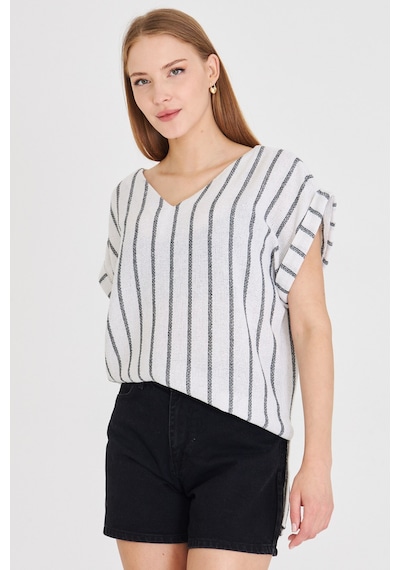 Armonika Kadın Siyah V Yaka Yanları Yırtmaçlı Arkası Uzun Duble Kol Detaylı Oversize Bluz Arm-25y001056 Armonika Kadın Siyah V Yaka Yanları Yırtmaçlı Arkası Uzun Duble Kol Detaylı Oversize Bluz Arm-25y001056