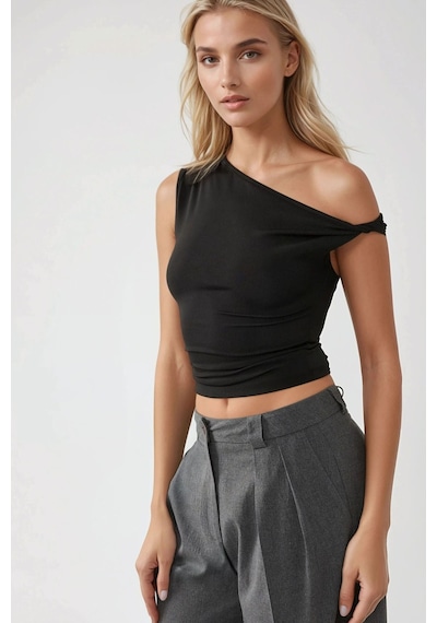 Hiccup Asimetrik Yaka Off-shoulder Slim Fit Üst Siyah