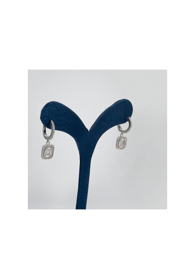 925 Ayar Gümüş Baget Kesim Zirkon Taşlı Sallamalı Kadın Küpe Gümüş Gümüş