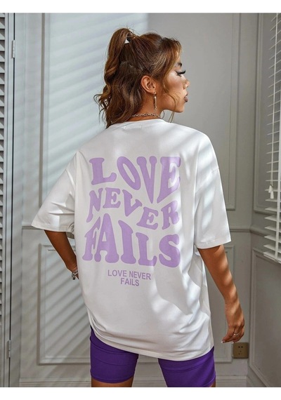 Startmore Kadın Beyaz Love Never Fails Baskılı Oversize Tişört Beyaz