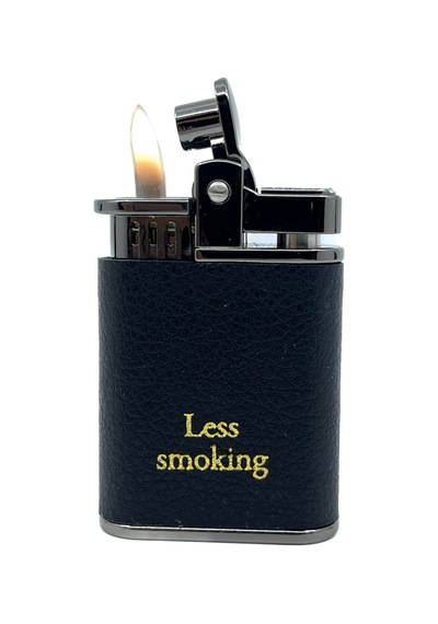 Zenit Less Smoking Deri Kaplama Benzinli Çakmak - Siyah Siyah