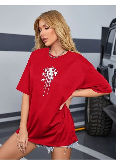 Kadın Kırmızı Sanatsal Yıldız Ön Baskılı Oversize T-shirt Kırmızı