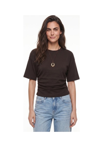 Onloox Kadın Kahverengi Acı Kahve Pamuklu Bisiklet Yaka Yarasa Kol Rahat Form Yanları Büzgülü Gizli Fermuarlı T-shirt Onloox Kadın Kahverengi Acı Kahve Pamuklu Bisiklet Yaka Yarasa Kol Rahat Form Yanları Büzgülü Gizli Fermuarlı T-shirt