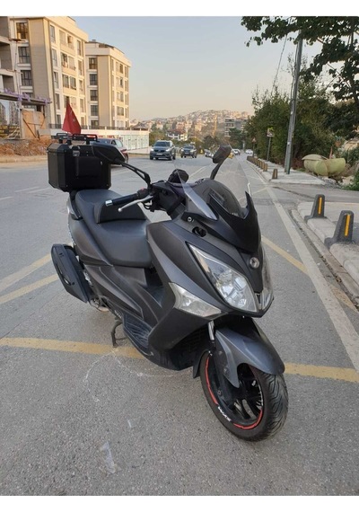 Motocam Sym Joymax 250 İ Ön Cam 2015-2016 Model 65cm Şeffaf Renkli 4mm Aparatsız