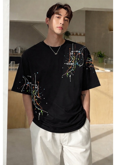Tarz Cool Erkek Oversize Baskılı Tişört Renkli Boya Desenli Modern Streetwear Siyah