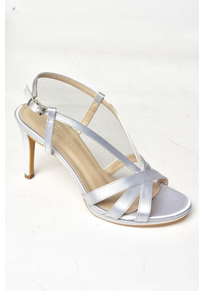 Fox Shoess569714304 Gümüş Kumaş İnce Topuklu Kadın Ayakkabı Gümüş
