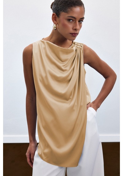 Sateen Aksesuar Detaylı Kolsuz Bluz - Camel-136918 CAMEL