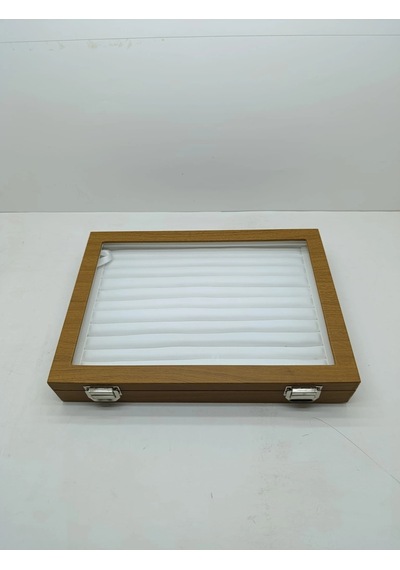 Cam Kapaklı Deri Kumaş Kahve-beyaz Renk 34 Cm / 24 Cm Sosisli Yüzük Sergileme Standı