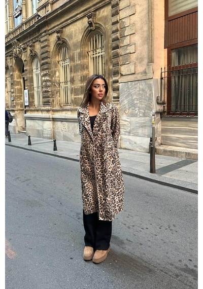 Alemdarshop Leopar Ön Ve Arkası Pelerinli Kaban Çok Renkli