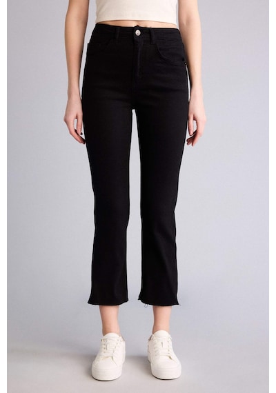 Defacto Crop Flare Fıt Normal Bel Crop Fit Crop Gabardin Pantolon H2626ax26smbk81 Siyah-bk81