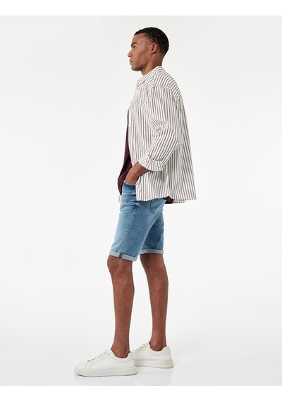 Koton Katlamalı Paça Cep Detaylı Pamuklu Slim Fit Jean Şort Orta İndigo 5sam40191nd İndigo Koton Katlamalı Paça Cep Detaylı Pamuklu Slim Fit Jean Şort Orta İndigo 5sam40191nd İndigo
