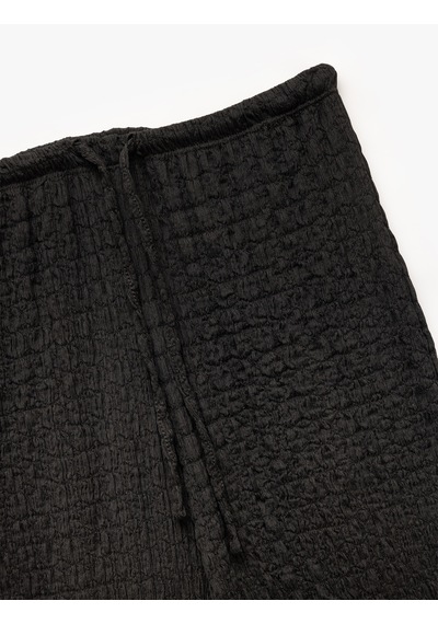 Koton Beli Bağlamalı Dokulu Bol Düz Paça Pantolon Siyah 5sak40001ek Siyah Koton Beli Bağlamalı Dokulu Bol Düz Paça Pantolon Siyah 5sak40001ek Siyah