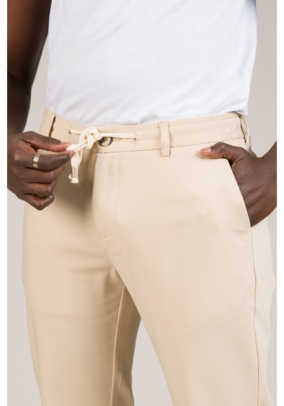 Akçaylar Regular Fit Beli İplikli Ve Lastikli Likralı Pamuklu Yazlık Jogger Pantolon Krem