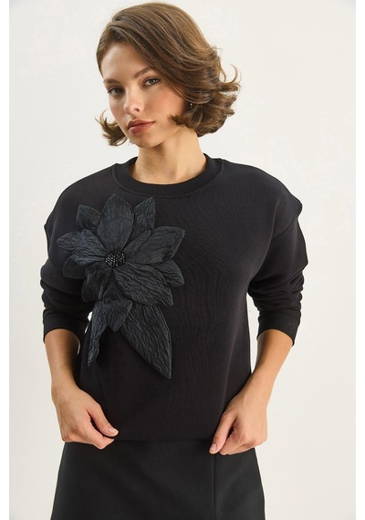 Shade Kadın Bisiklet Yaka Çiçek Aksesuarlı Üç İplik Şardonlu Sweatshirt 60601043 - Siyah