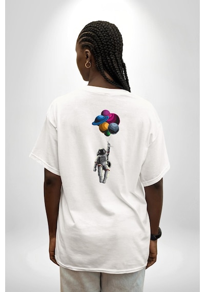 Gezegenler Balon Astronot Yükselişi Beyaz Oversize Unisex Ön Ve Sırt Baskılı Tişört Beyaz