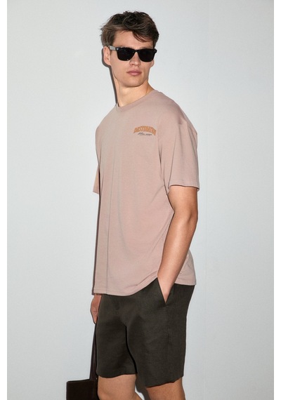 Grımelange Espada Erkek %100 Organik Pamuklu Yuvarlak Yakalı Baskı Detaylı Pudra T-shirt