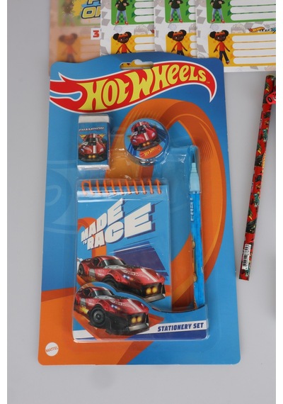 Lisanslı Hot Wheels 18 Parça Kırtasiye Seti Makas,bloknot,roket Silgi,uçlu Kalem 0.7mm Altın
