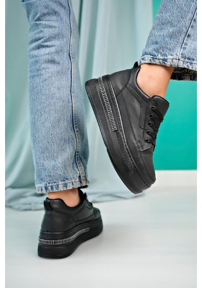 Zima Tabanı Taş Detaylı Kalın Taban Bağcıklı Kadın Sneaker 001