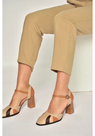 Fox Shoes Y398360103 Ten Hakiki Deri Kalın Topuklu Kadın Terlik Ten