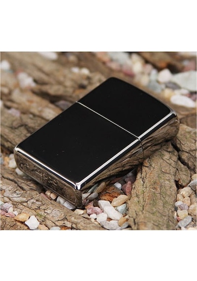 Zippo Çakmak Parlak Siyah Buz Rengi Black İce 150-002588