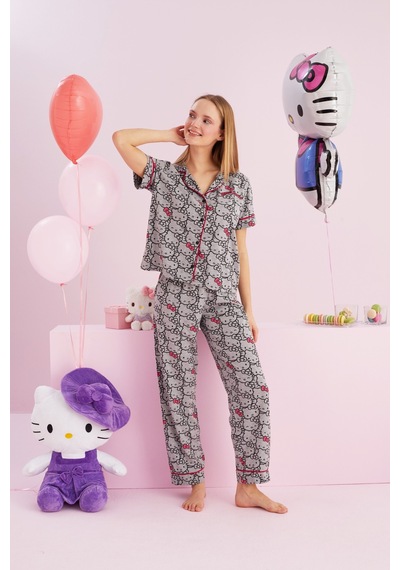 Siyah İnci Lisanslı %100 Pamuk Çok Renkli Düğmeli Biyeli Pijama Takım Hk050 Gri Siyah İnci Lisanslı %100 Pamuk Çok Renkli Düğmeli Biyeli Pijama Takım Hk050 Gri