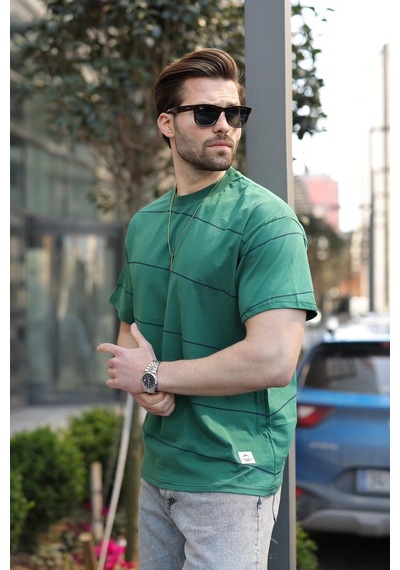 Madmext Koyu Yeşil Bisiklet Yaka Basic Çizgili Erkek T-shirt E7102