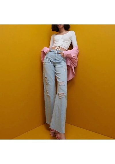 Escbutik Kadın V-yaka Önü Büzgülü Uzun Kollu Crop Bluz Beyaz