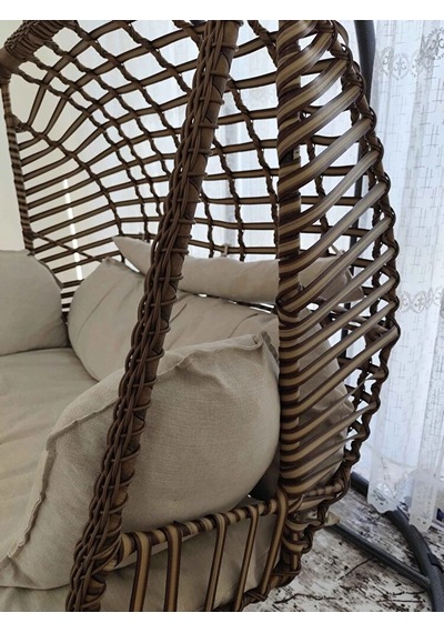 Salyan Elma Dilimi Tasarım Rattan İki Kişilik Bahçe & Balkon Salıncağı Minderli, Dayanıklı Metal Gövde Kahverengi Salyan Elma Dilimi Tasarım Rattan İki Kişilik Bahçe & Balkon Salıncağı Minderli, Dayanıklı Metal Gövde Kahverengi