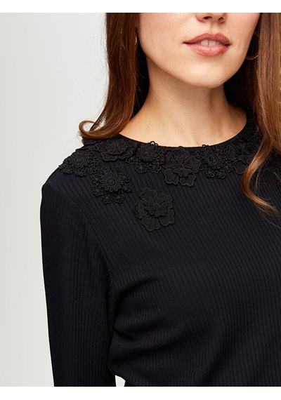 Dantel Çiçek Aplikeli Yuvarlak Yaka Kaşkorse Tshirt W26tsh070 Uw26tsh07010 Siyah
