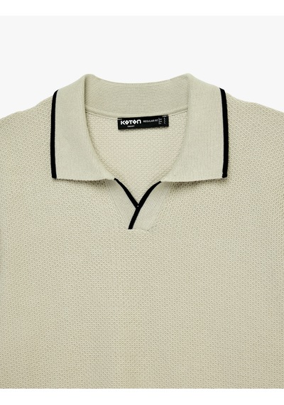 Koton Regular Fit Pamuklu Çizgi Detaylı Polo Yaka Kısa Kollu Triko Tişört Bej 6sam70044ht Ekru Koton Regular Fit Pamuklu Çizgi Detaylı Polo Yaka Kısa Kollu Triko Tişört Bej 6sam70044ht Ekru
