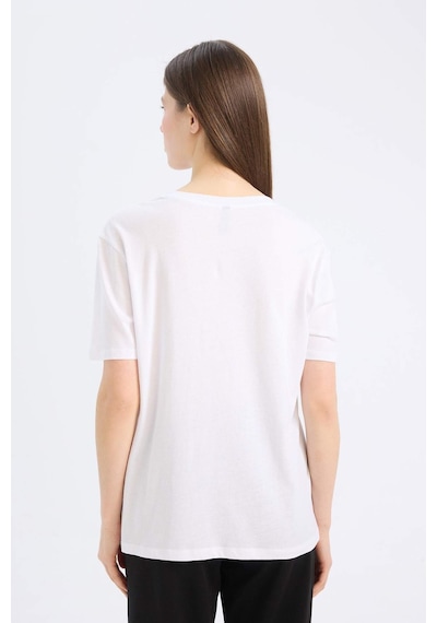 DeFacto Regular Fit Bisiklet Yaka Basic Düz Penye Kısa Kollu Beyaz Tişört W9584AZ25SPWT34 DeFacto Regular Fit Bisiklet Yaka Basic Düz Penye Kısa Kollu Beyaz Tişört W9584AZ25SPWT34