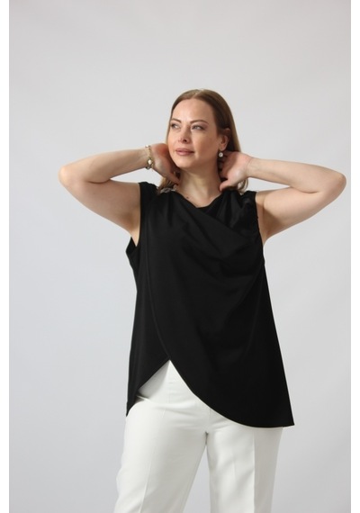 Moda Berray 3291 Yakası Broş Detaylı Siyah Kalın Askılı Bluz