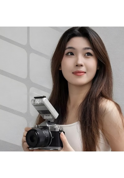 Yongnuo Yn6 Micro Bataryalı Universal Tepe Flaşı Gümüş