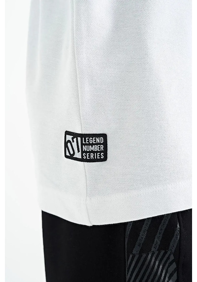 Tommy Life Beyaz Cep Detaylı O Yaka Standart Kalıp Erkek Çocuk T-shirt - 11120