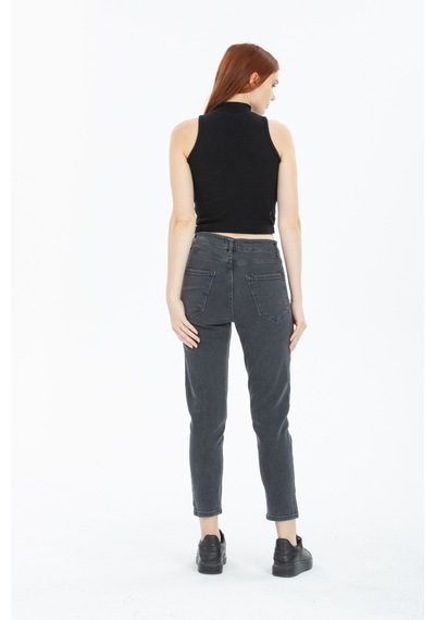Kadın Antrasit Yüksek Bel Yumuşak Dokunuşlu Rahat Kesim Mom Jeans Kot Pantolon Antrasit