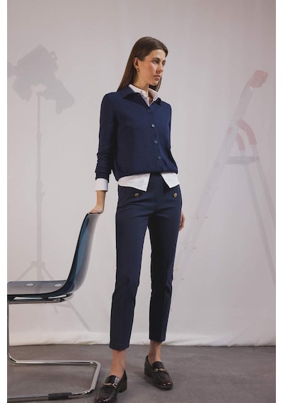 DeFacto Skinny Fit Yüksek Bel Cepli Düğmeli Düz Paça Kumaş Pantolon E5431AX25SPNV253