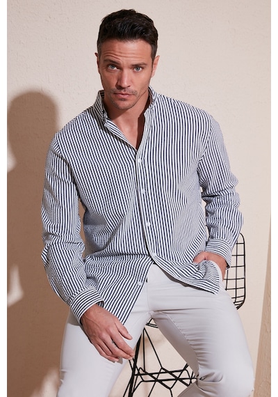 Buratti Pamuklu Çizgili Düğmeli Yaka Uzun Kollu Regular Fit Erkek Gömlek Cf23S112237 Siyah Buratti Pamuklu Çizgili Düğmeli Yaka Uzun Kollu Regular Fit Erkek Gömlek Cf23S112237 Siyah