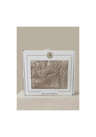Çift Kişilik Soft Battaniye 220x240 Cm Kutulu Lüks Kabartmalı Yumuşak Dokulu Battaniye Bej