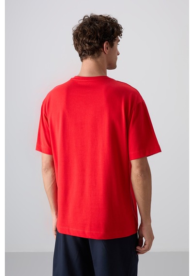 Tommy Life Fiesta Pamuklu Kalın Yumuşak Dokulu Oversize Fit Baskılı Erkek T-shirt - 88333 Kirmizi Tommy Life Fiesta Pamuklu Kalın Yumuşak Dokulu Oversize Fit Baskılı Erkek T-shirt - 88333 Kirmizi