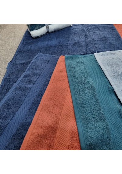 Hobby Colorful 60 X 110 Çantalı 4'lü Havlu Set Lacivert - Tarçın - Haki Yeşil - Mavi