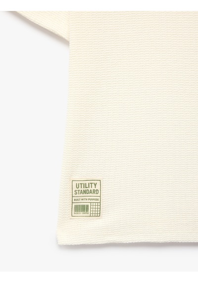 Koton Etiket Detaylı Kısa Kollu Bisiklet Yaka Oversize Tişört Ekru 6skb10491tk