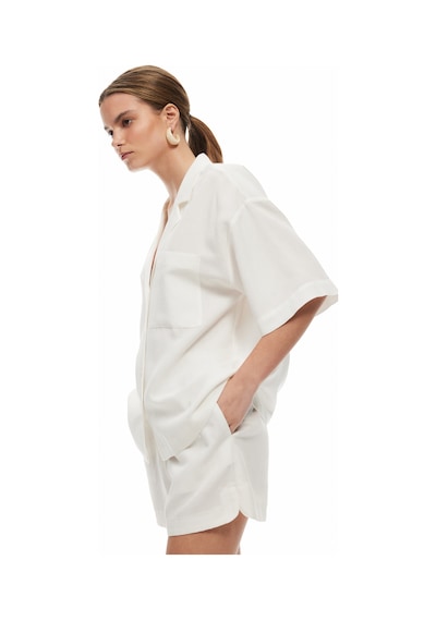 Koton Viskon- Keten Karışımlı Cepli Kısa Kollu Oversize Gömlek Kırık Beyaz 5sak60003pw Ekru Koton Viskon- Keten Karışımlı Cepli Kısa Kollu Oversize Gömlek Kırık Beyaz 5sak60003pw Ekru
