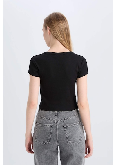 DeFacto Coool Fitted Basic Düz Fitilli Kaşkorse Kısa Kollu Siyah Tişört E0287AX25SMBK81